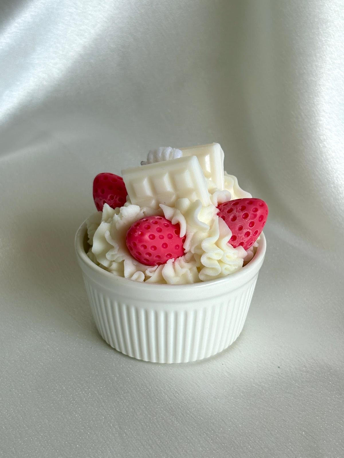 Mini Strawberry Cream